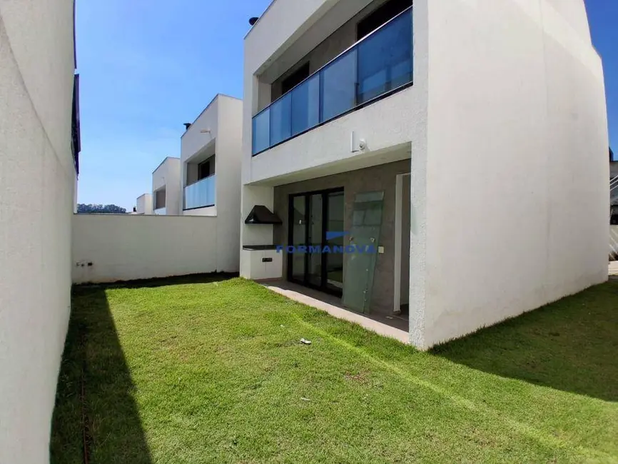 Foto 2 de Casa de Condomínio com 3 quartos à venda, 190m2 em Parque Rincão, Cotia - SP