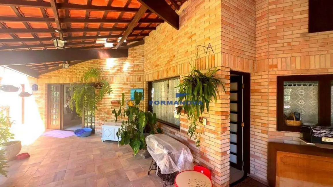 Foto 9 de Casa de Condomínio com 1 quarto à venda e para alugar, 504m2 em Jardim do Golf I, Jandira - SP