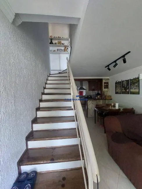 Foto 2 de Casa de Condomínio com 2 quartos à venda, 123m2 em Jardim Guerreiro, Cotia - SP