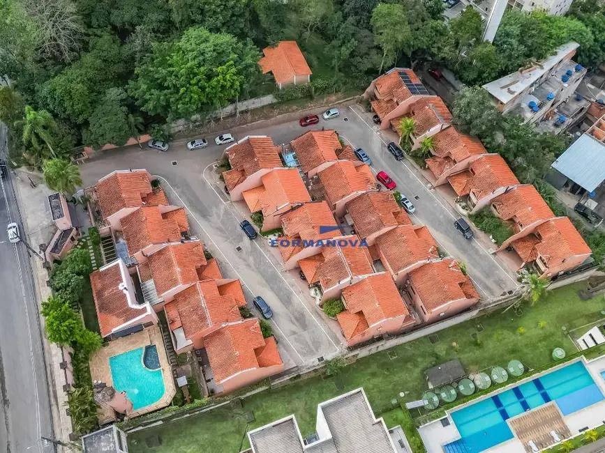Foto 3 de Casa de Condomínio com 3 quartos à venda, 231m2 em Granja Viana, Cotia - SP