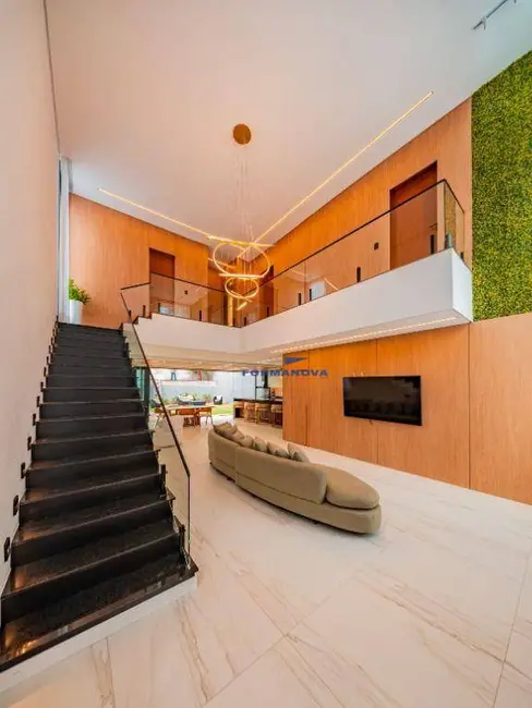 Foto 2 de Casa de Condomínio com 3 quartos à venda, 500m2 em Chácara Ondas Verdes, Cotia - SP
