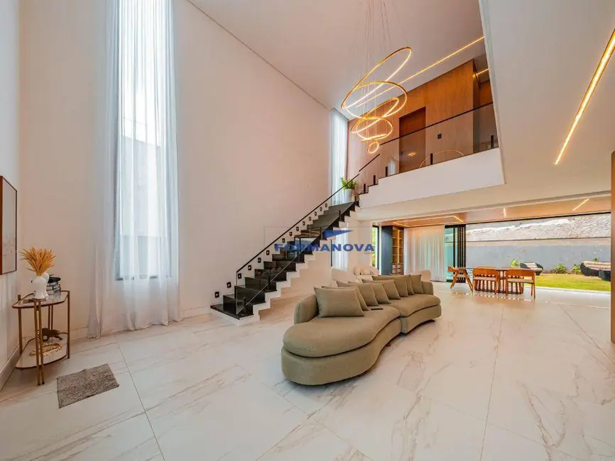 Foto 3 de Casa de Condomínio com 3 quartos à venda, 500m2 em Chácara Ondas Verdes, Cotia - SP