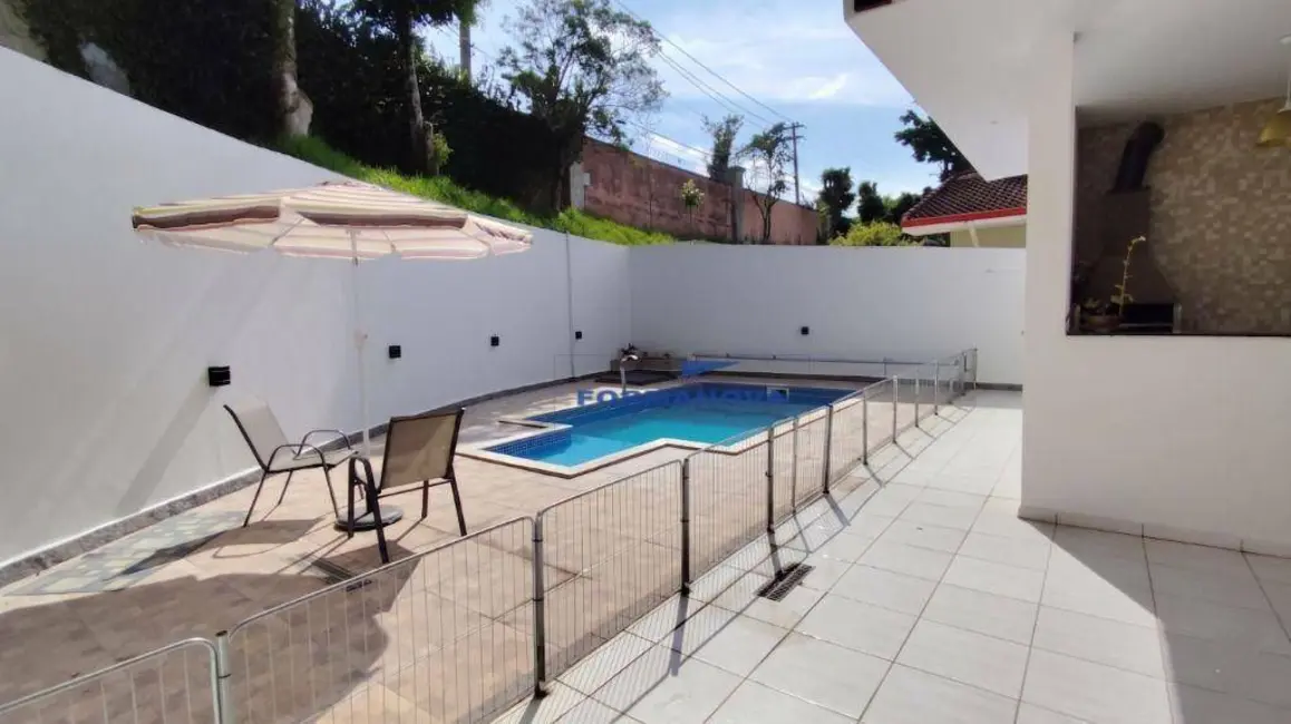 Foto 7 de Casa de Condomínio com 3 quartos à venda, 560m2 em Cotia - SP