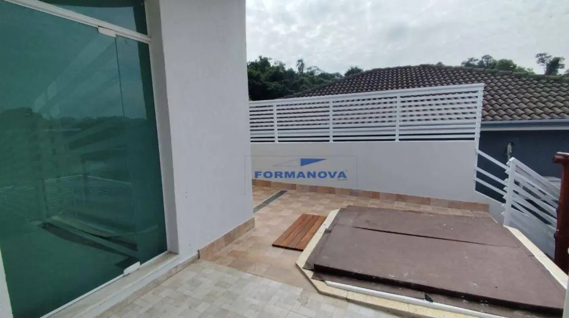 Casa de Condomínio com 3 quartos à venda, 502m2 em Cotia - SP - imagem 3 Foto 3 de Casa de Condomínio com 3 quartos à venda, 502m2 em Cotia - SP