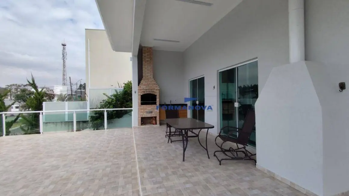 Casa de Condomínio com 3 quartos à venda, 502m2 em Cotia - SP - imagem 6 Foto 6 de Casa de Condomínio com 3 quartos à venda, 502m2 em Cotia - SP