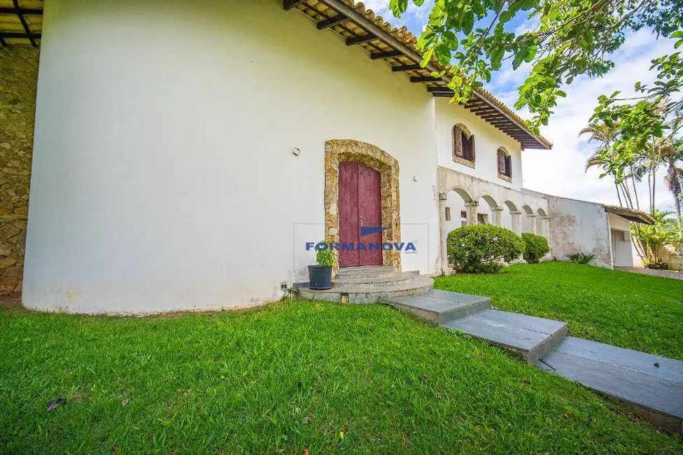 Foto 5 de Casa de Condomínio com 3 quartos para alugar, 2000m2 em Parque Dom Henrique, Cotia - SP