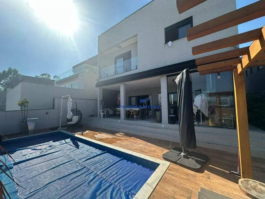 Foto 5 de Casa de Condomínio com 4 quartos à venda e para alugar, 410m2 em Parque Dom Henrique, Cotia - SP