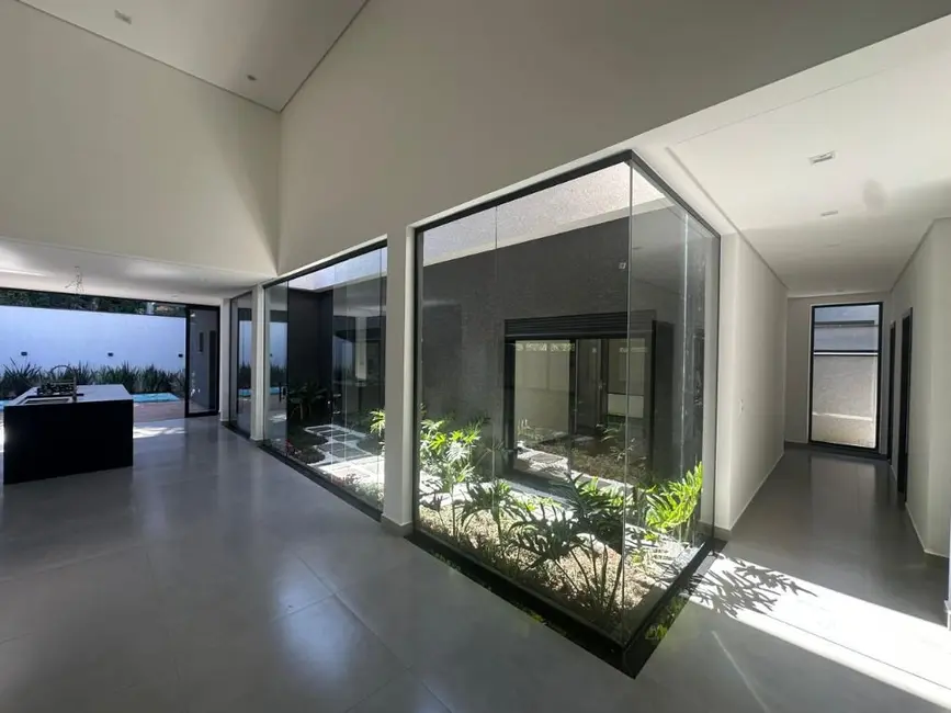 Foto 8 de Casa de Condomínio com 3 quartos à venda, 450m2 em Parque Dom Henrique, Cotia - SP