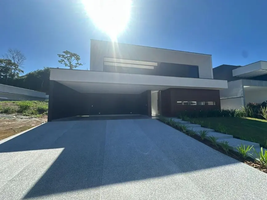 Foto 5 de Casa de Condomínio com 3 quartos à venda, 450m2 em Parque Dom Henrique, Cotia - SP