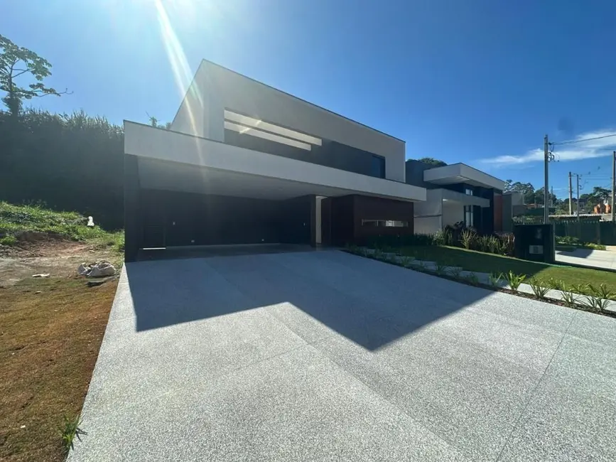 Foto 4 de Casa de Condomínio com 3 quartos à venda, 450m2 em Parque Dom Henrique, Cotia - SP