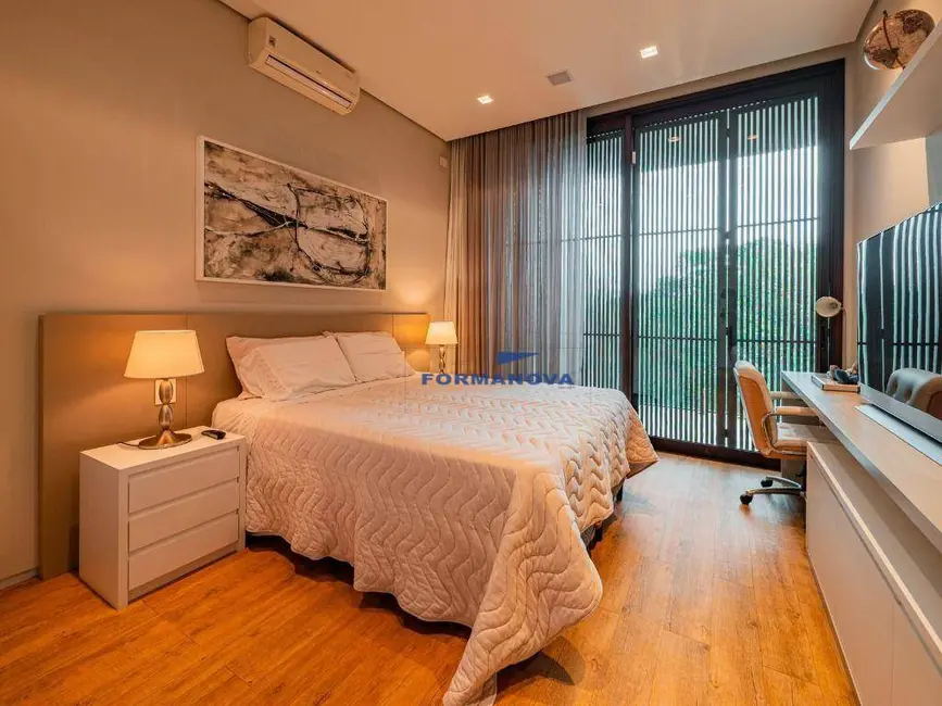 Foto 4 de Casa de Condomínio com 4 quartos à venda, 600m2 em Chácara dos Lagos, Carapicuiba - SP