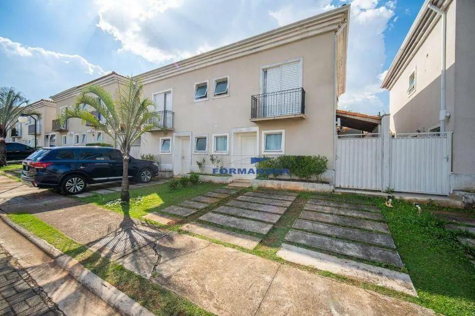 Foto 2 de Casa de Condomínio com 3 quartos à venda, 126m2 em Chácara Quiriri, Carapicuiba - SP
