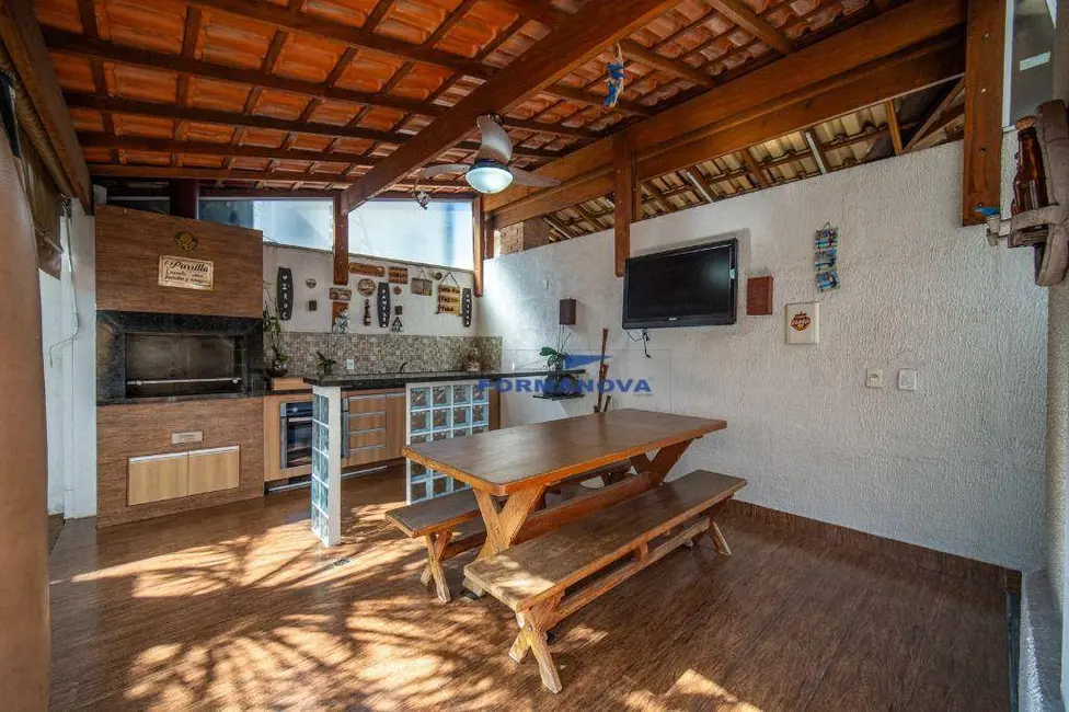 Foto 4 de Casa de Condomínio com 3 quartos à venda, 126m2 em Chácara Quiriri, Carapicuiba - SP