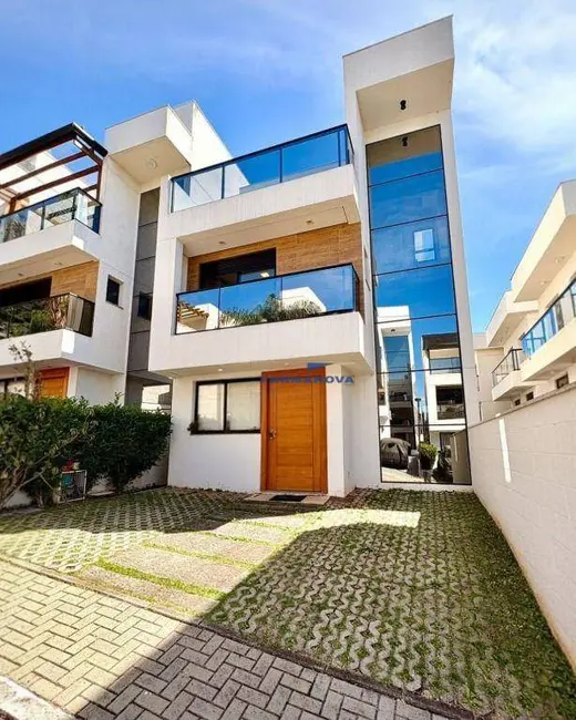 Foto 1 de Casa de Condomínio com 3 quartos à venda e para alugar, 168m2 em Parque Rincão, Cotia - SP