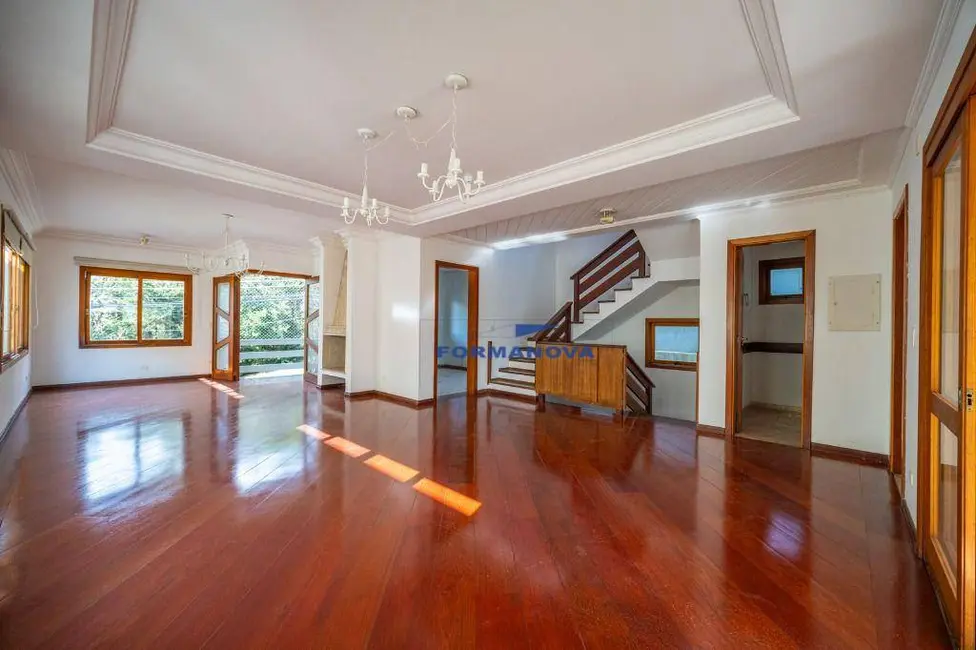 Casa de Condomínio com 5 quartos à venda, 518m2 em São Paulo II, Cotia - SP - imagem 8 Foto 8 de Casa de Condomínio com 5 quartos à venda, 518m2 em São Paulo II, Cotia - SP