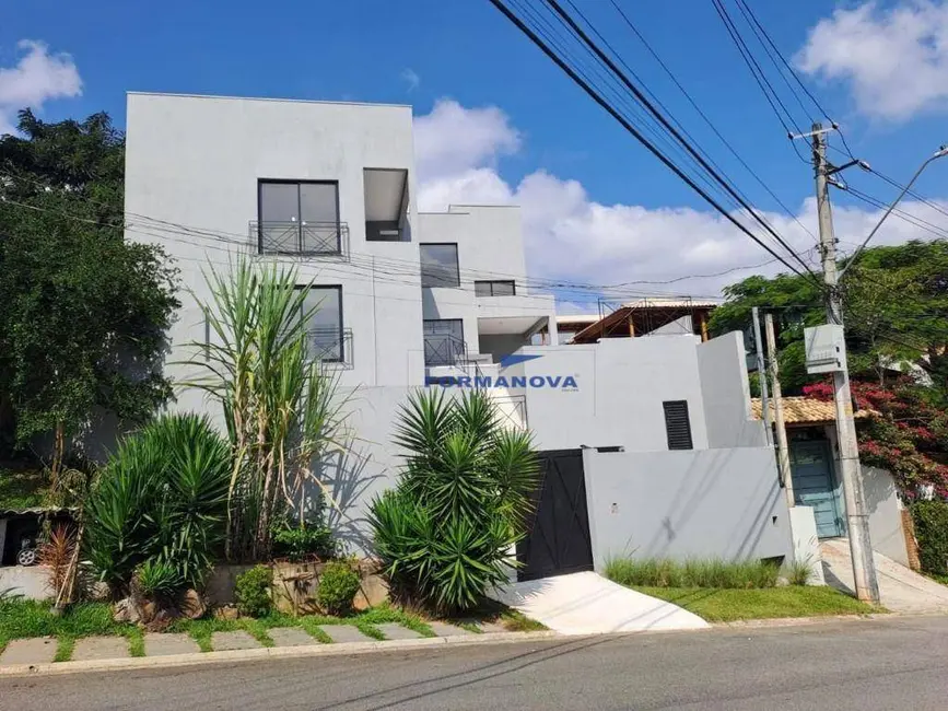 Foto 1 de Casa de Condomínio com 3 quartos à venda, 500m2 em Chácara Moinho Velho, Carapicuiba - SP