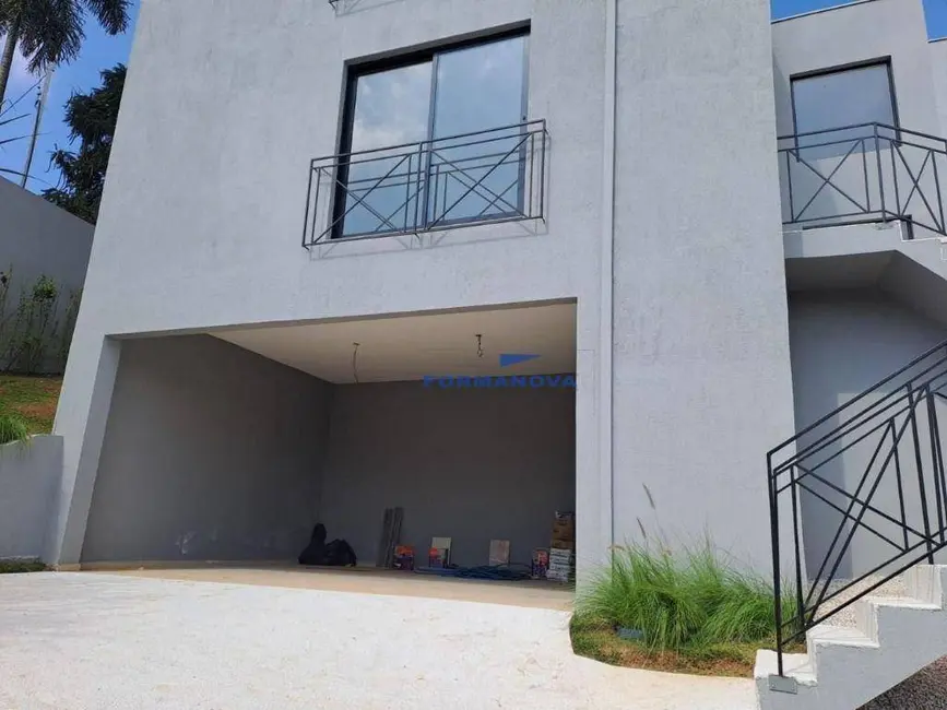 Foto 2 de Casa de Condomínio com 3 quartos à venda, 500m2 em Chácara Moinho Velho, Carapicuiba - SP
