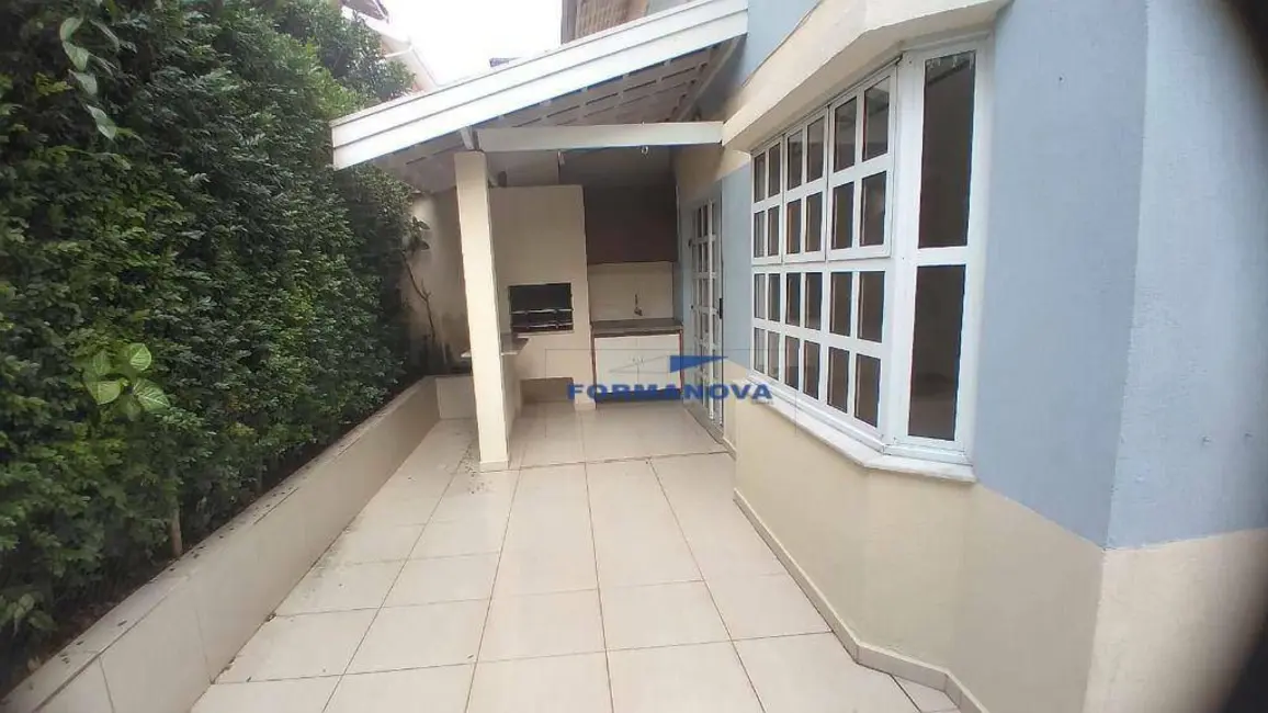 Foto 2 de Casa de Condomínio com 3 quartos à venda, 215m2 em Granja Viana, Cotia - SP