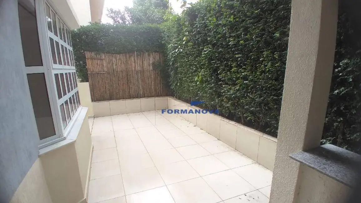 Foto 3 de Casa de Condomínio com 3 quartos à venda, 215m2 em Granja Viana, Cotia - SP