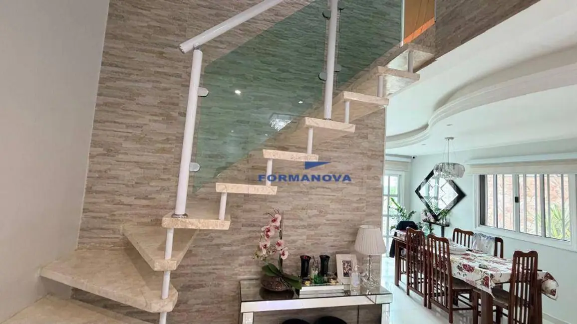 Foto 4 de Casa com 3 quartos à venda, 144m2 em Chácara Vista Alegre, Cotia - SP