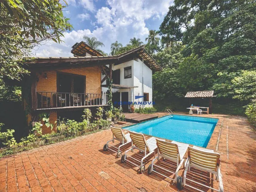 Foto 1 de Casa de Condomínio com 3 quartos à venda e para alugar, 1160m2 em Chácara São João, Carapicuiba - SP