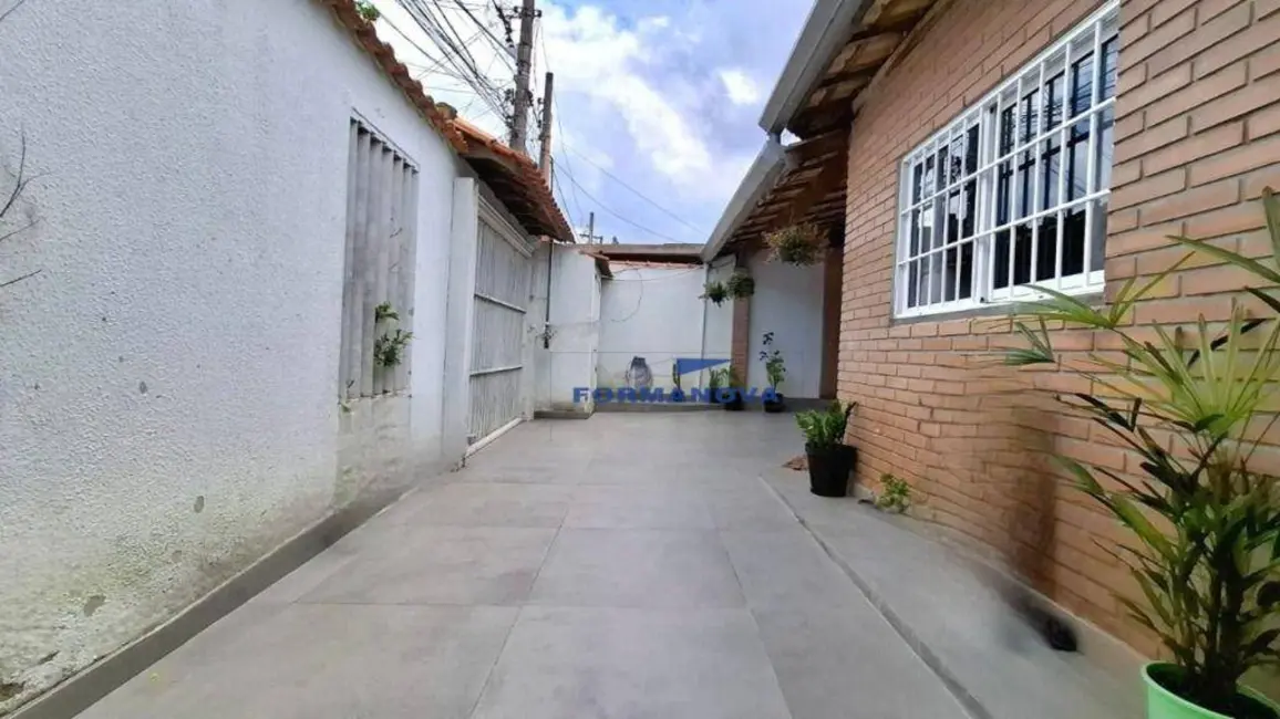 Foto 4 de Casa de Condomínio com 3 quartos à venda, 250m2 em Moinho Velho, Cotia - SP