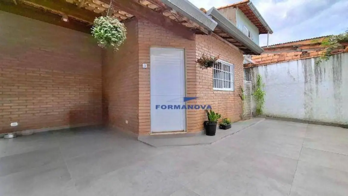 Foto 3 de Casa de Condomínio com 3 quartos à venda, 250m2 em Moinho Velho, Cotia - SP