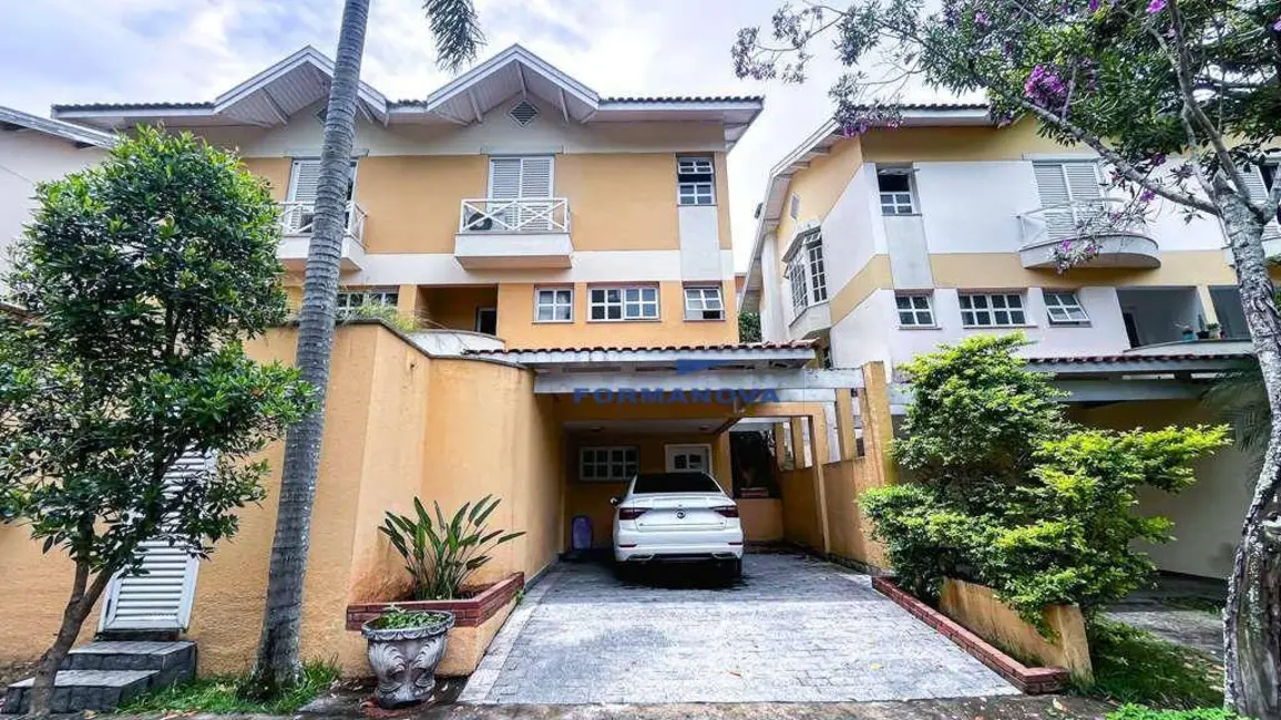 Foto 2 de Casa de Condomínio com 4 quartos à venda, 225m2 em Jardim Barbacena, Cotia - SP