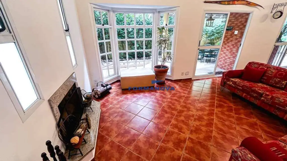 Foto 8 de Casa de Condomínio com 4 quartos à venda, 225m2 em Jardim Barbacena, Cotia - SP