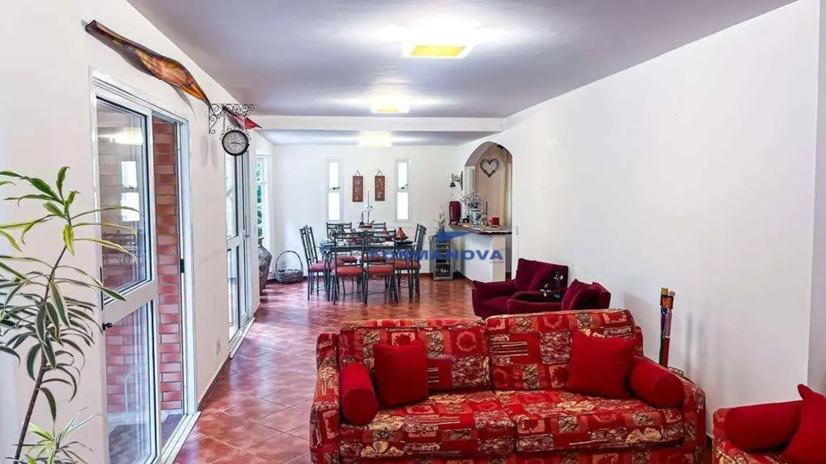 Foto 6 de Casa de Condomínio com 4 quartos à venda, 225m2 em Jardim Barbacena, Cotia - SP