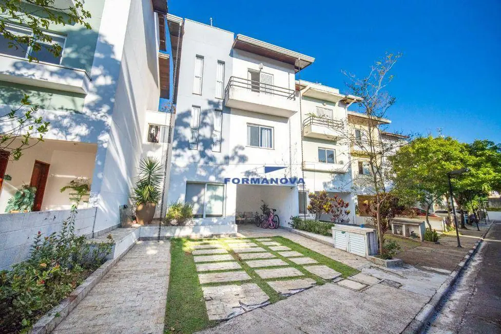 Foto 2 de Casa de Condomínio com 3 quartos à venda, 185m2 em Jardim Rebelato, Cotia - SP