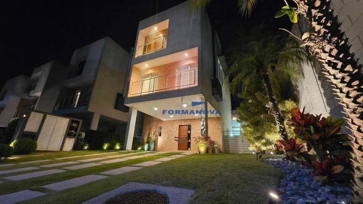 Foto 2 de Casa de Condomínio com 3 quartos à venda, 350m2 em Granja Viana II, Cotia - SP