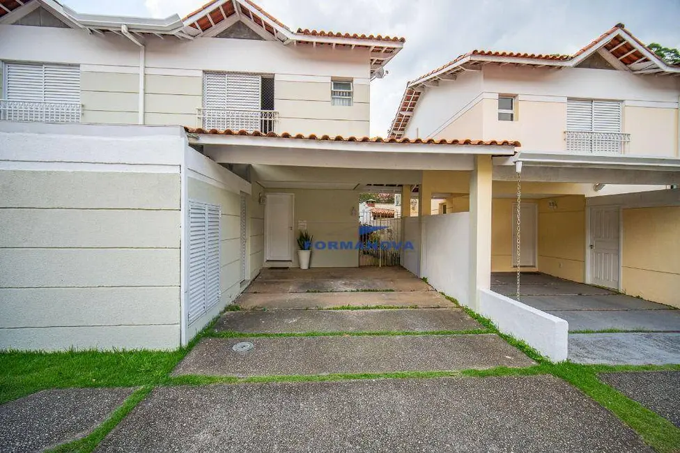 Foto 1 de Casa de Condomínio com 3 quartos à venda, 200m2 em Granja Viana, Cotia - SP
