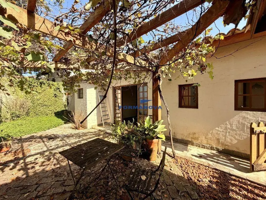 Foto 2 de Casa de Condomínio com 4 quartos à venda, 1000m2 em Jardim Ipês, Cotia - SP