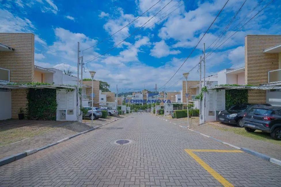 Foto 1 de Casa de Condomínio com 3 quartos à venda, 120m2 em Chácara Pavoeiro, Cotia - SP