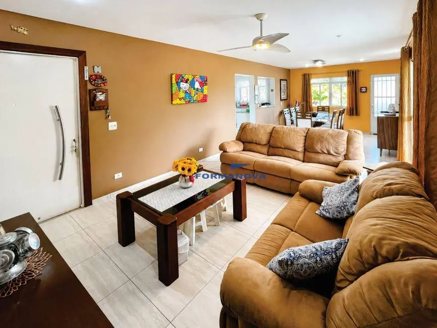 Foto 7 de Casa de Condomínio com 3 quartos à venda, 369m2 em Jardim Caiapiá, Cotia - SP