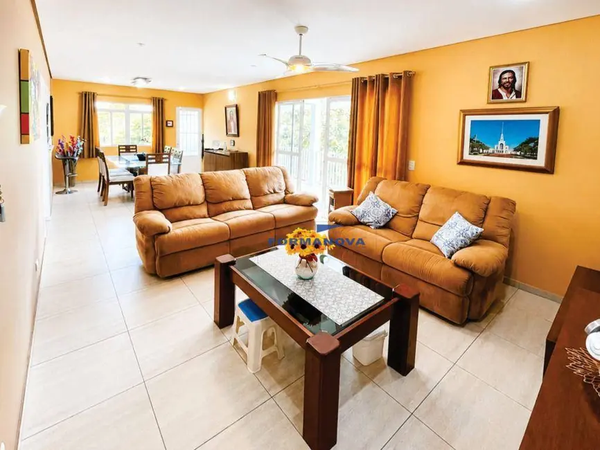 Foto 8 de Casa de Condomínio com 3 quartos à venda, 369m2 em Jardim Caiapiá, Cotia - SP