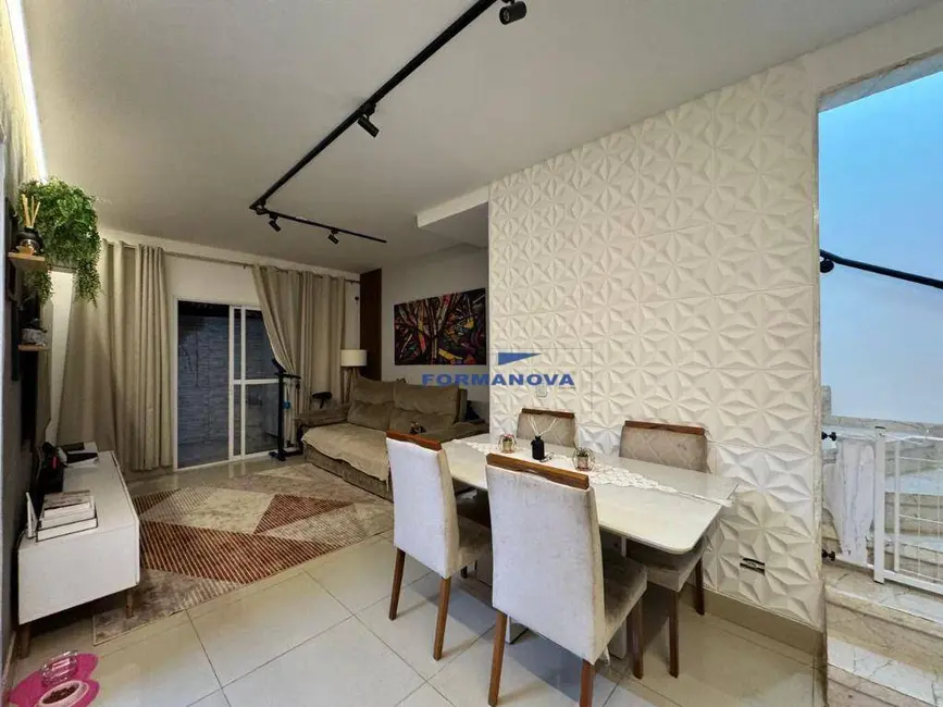 Foto 4 de Casa de Condomínio com 2 quartos à venda, 120m2 em Paisagem Renoir, Cotia - SP