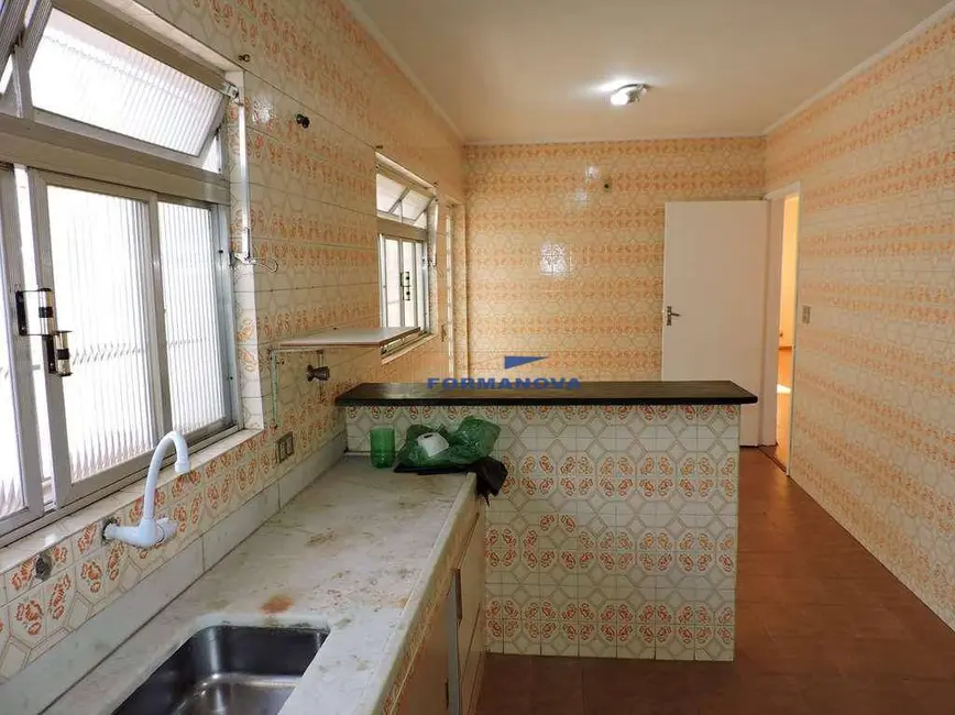 Casa com 3 quartos para alugar, 267m2 em Jardim da Glória, Cotia - SP - imagem 8 Foto 8 de Casa com 3 quartos para alugar, 267m2 em Jardim da Glória, Cotia - SP