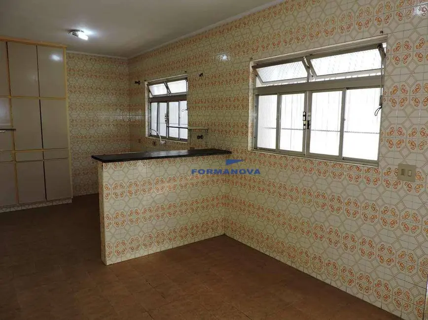 Casa com 3 quartos para alugar, 267m2 em Jardim da Glória, Cotia - SP - imagem 7 Foto 7 de Casa com 3 quartos para alugar, 267m2 em Jardim da Glória, Cotia - SP