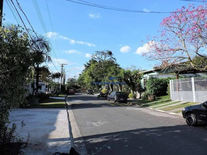 Casa com 3 quartos para alugar, 267m2 em Jardim da Glória, Cotia - SP - imagem 2 Foto 2 de Casa com 3 quartos para alugar, 267m2 em Jardim da Glória, Cotia - SP