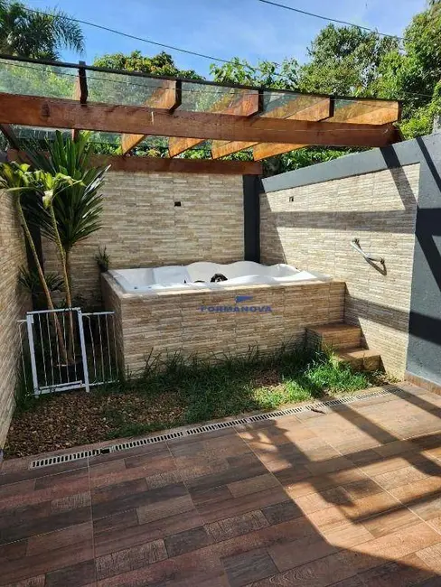 Foto 3 de Casa com 2 quartos à venda, 109m2 em Centreville, Cotia - SP
