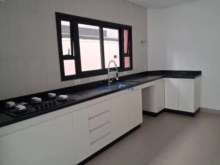 Foto 7 de Casa de Condomínio com 3 quartos à venda, 142m2 em Jardim Semiramis, Cotia - SP