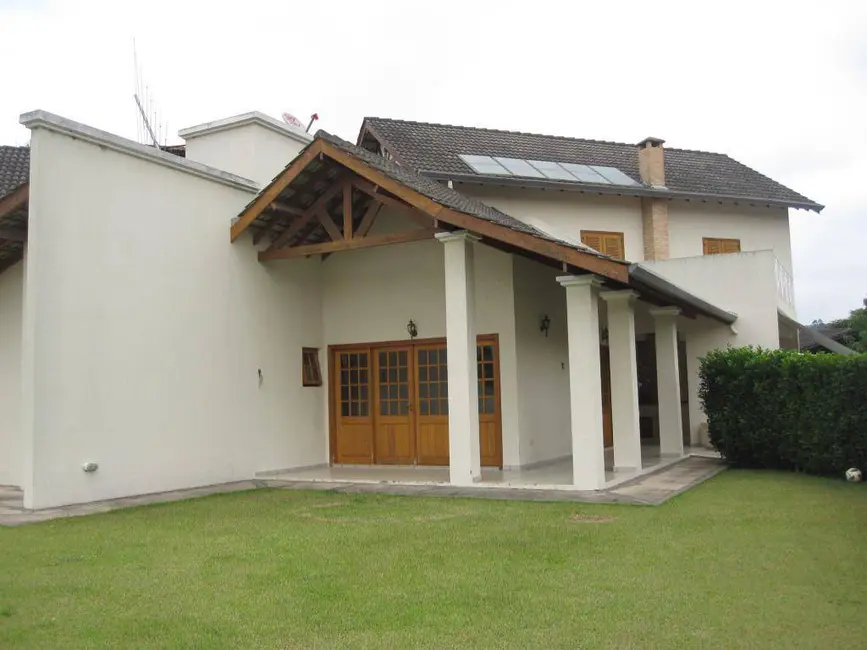 Casa de Condomínio com 4 quartos à venda, 750m2 em Jardim do Golf I, Jandira - SP - imagem 3 Foto 3 de Casa de Condomínio com 4 quartos à venda, 750m2 em Jardim do Golf I, Jandira - SP