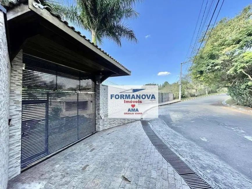 Foto 2 de Casa com 5 quartos à venda e para alugar, 1470m2 em Chácara Santa Lúcia, Carapicuiba - SP