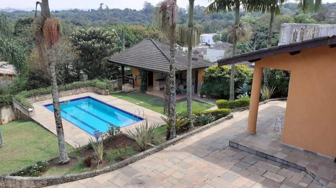 Casa de Condomínio com 4 quartos à venda, 1000m2 em Chácara Moinho Velho, Carapicuiba - SP - imagem 6 Foto 6 de Casa de Condomínio com 4 quartos à venda, 1000m2 em Chácara Moinho Velho, Carapicuiba - SP