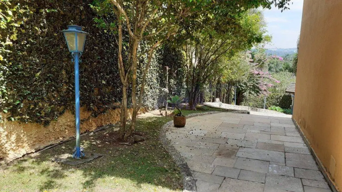 Casa de Condomínio com 4 quartos à venda, 1000m2 em Chácara Moinho Velho, Carapicuiba - SP - imagem 5 Foto 5 de Casa de Condomínio com 4 quartos à venda, 1000m2 em Chácara Moinho Velho, Carapicuiba - SP