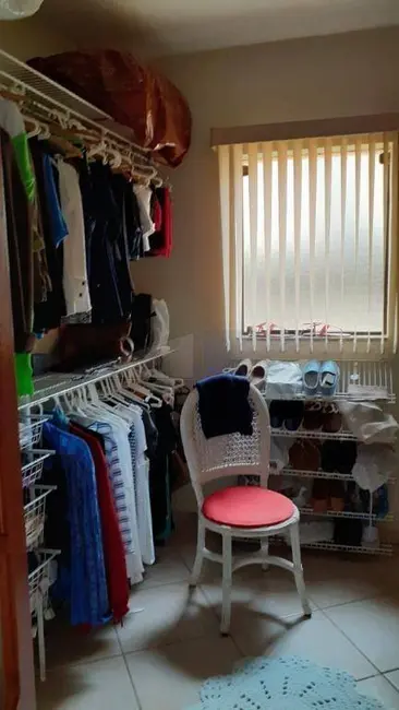 Foto 24 de Casa de Condomínio com 4 quartos à venda, 1000m2 em Chácara Moinho Velho, Carapicuiba - SP