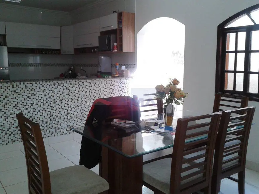 Foto 6 de Casa de Condomínio com 4 quartos à venda, 300m2 em Jardim Barro Branco, Cotia - SP