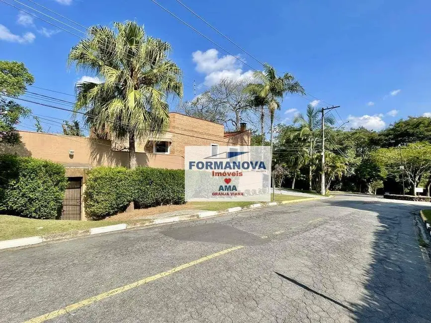 Foto 3 de Casa de Condomínio com 4 quartos à venda, 1082m2 em Carapicuiba - SP